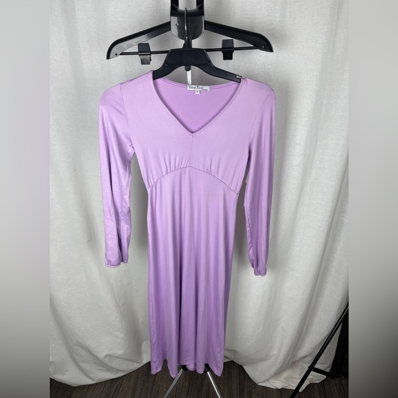 Velvet Torch Purple Long Sleeve MIDI Dress Size Small (4-6) NWT - Picture 4 of 13